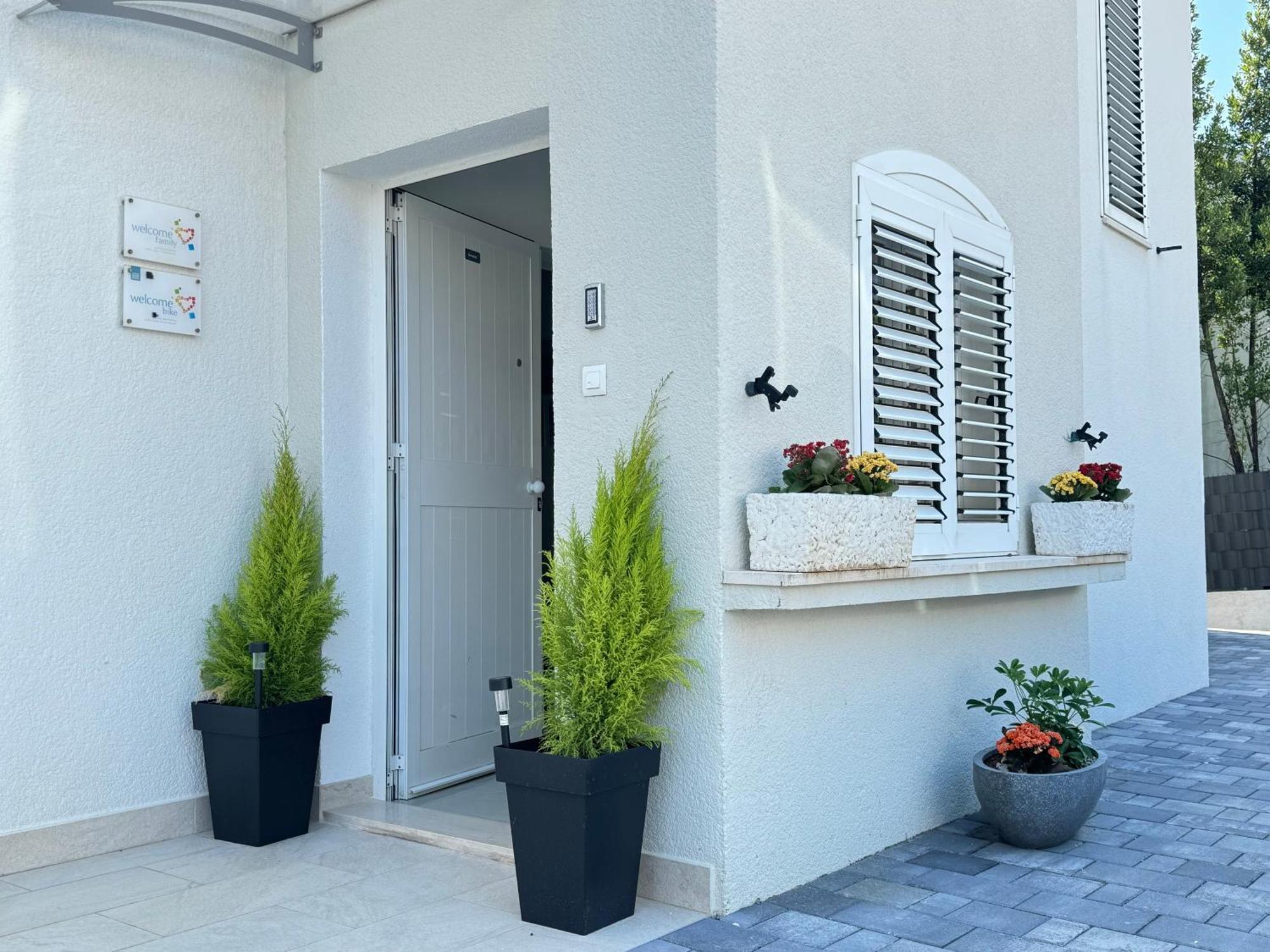 Apartments & Rooms Petra Задар Екстериор снимка